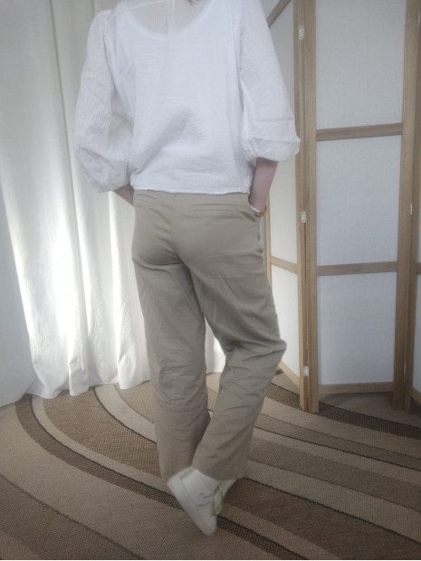 Pantalon large femme beige en sergé C50313 6146 - GARCIA