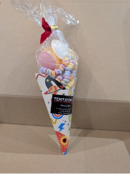 Cône Merci 25 colliers bonbons et soucoupes 70g