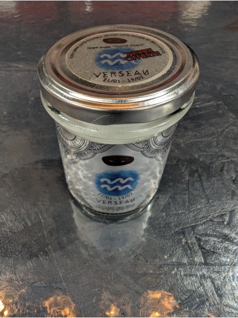 Bougie parfumée avec pierre Verseau 150g