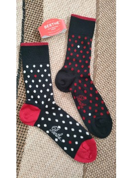 Chaussettes noires et rouges à pois homme BAG26H 3 - BERTHE AUX GRANDS PIEDS